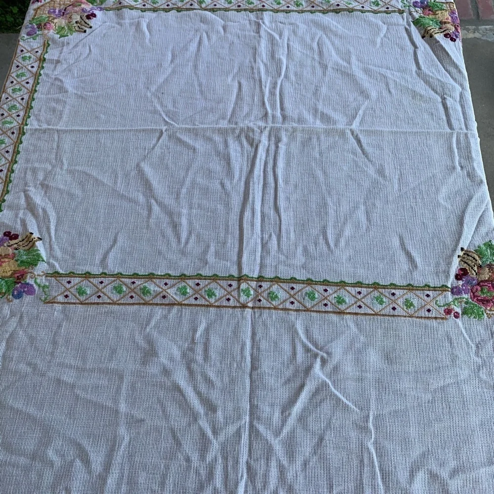 Table cloth